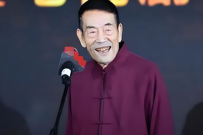 华子93岁的杨少华终于开始“享福”了OG真人平台大口吃肉大碗喝酒、爱抽(图9)