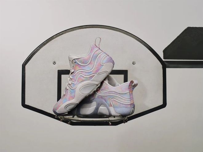 除超限量 AJ1还有 AJ11 的新玩法！OG真人Jordan「年底大招」突然官宣！(图3)